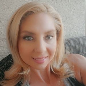 Meet your Posher, Deanna